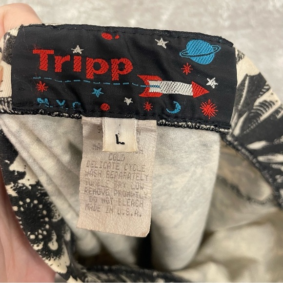 Vintage Tripp NYC floral mini skirt black white grunge 90s women’s medium - Picture 8 of 8